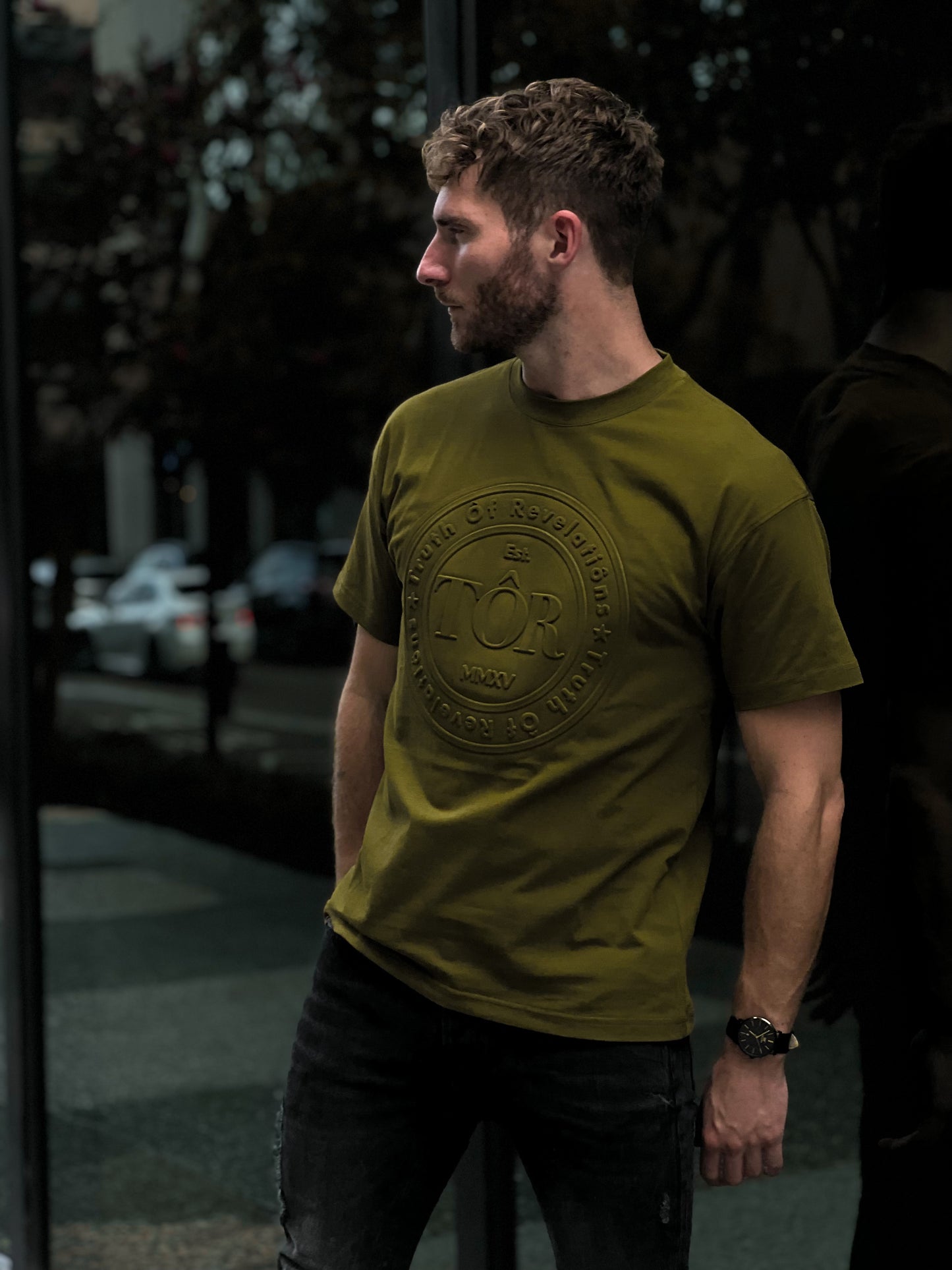 TÔR Embossed Fitted T-shirt - Green